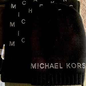 BRAND NEW WITH TAGS Michael Kors Hat and Scarf